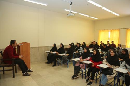 سرفصل دروس ۹ رشته جدید در دانشکده تجارت و مالیه دانشگاه تهران طراحی شد