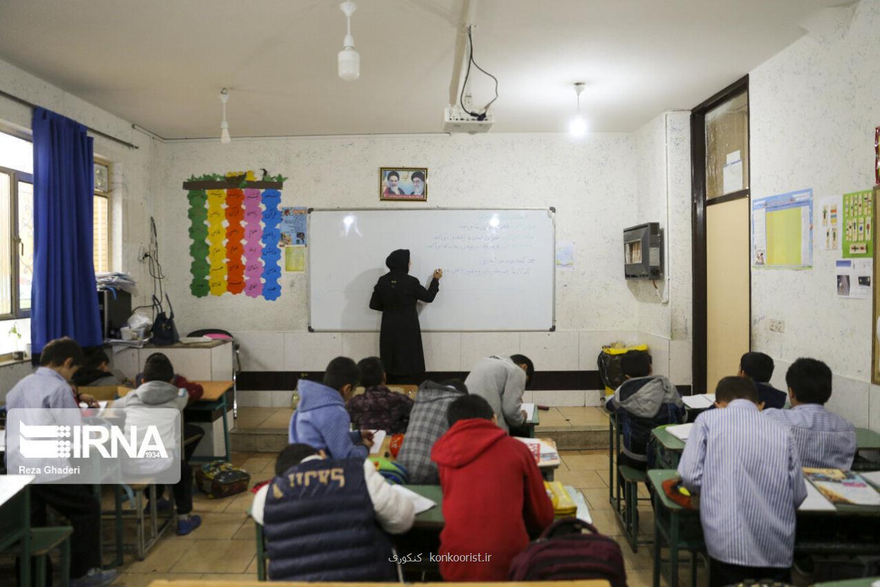 ۸۲ هزار معلم مدارس غیردولتی در فرآیند انتخاب معلم نمونه شرکت کرده اند