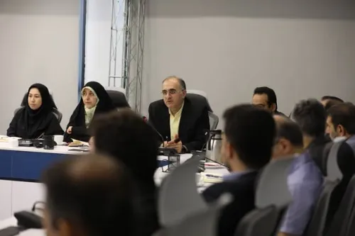 بررسی راهکارهای نوین تأمین مالی شرکتهای حوزه فناوری اطلاعات