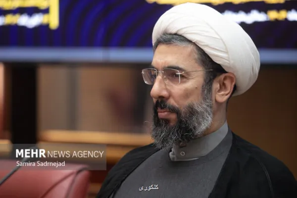 درخواست بررسی سازوکارهای رفع کاهش حقوق مادران بعد از زایمان