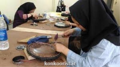 ارائه گرایش های تخصصی رشته صنایع دستی در آینده نزدیك